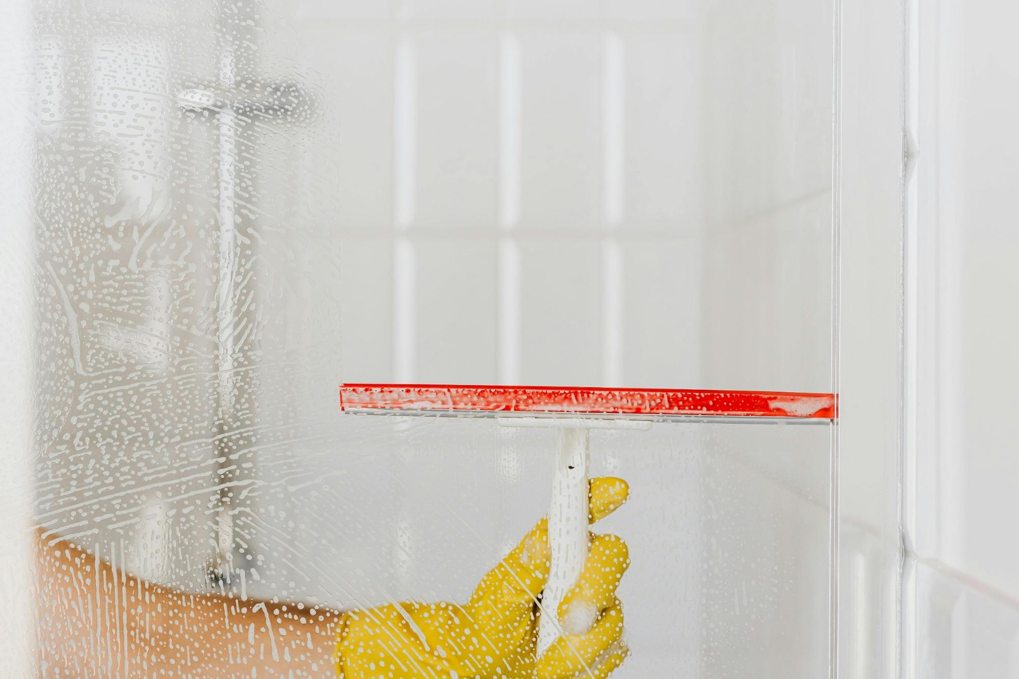 <span class='second'>Unsere Dienstleistungen</span><span class='first' style='font-weight:400;'>Services</span>