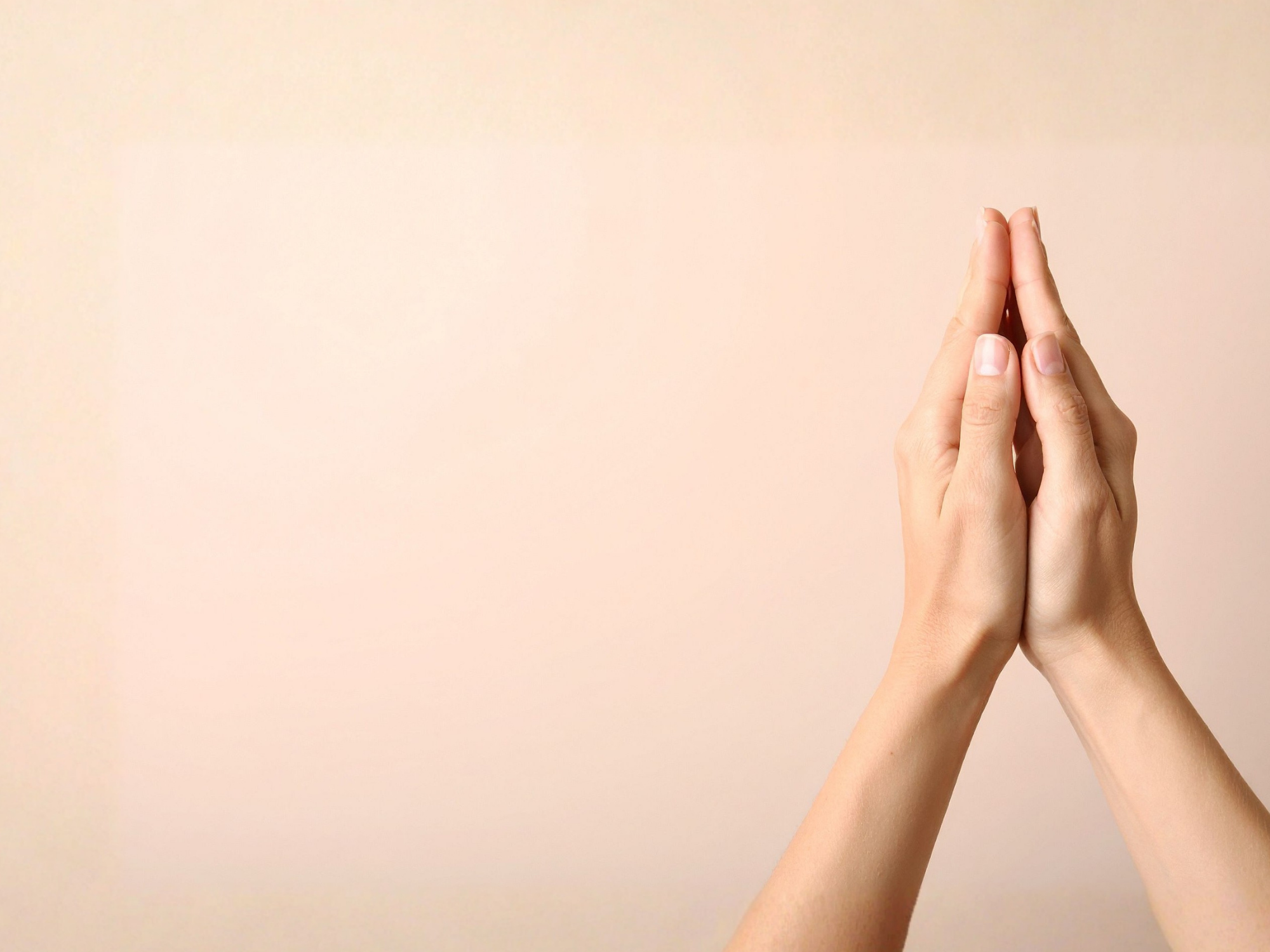 <span class='second'>Team</span><span class='first' style='font-weight:400;'>Unsere Ansprechpersonen</span>