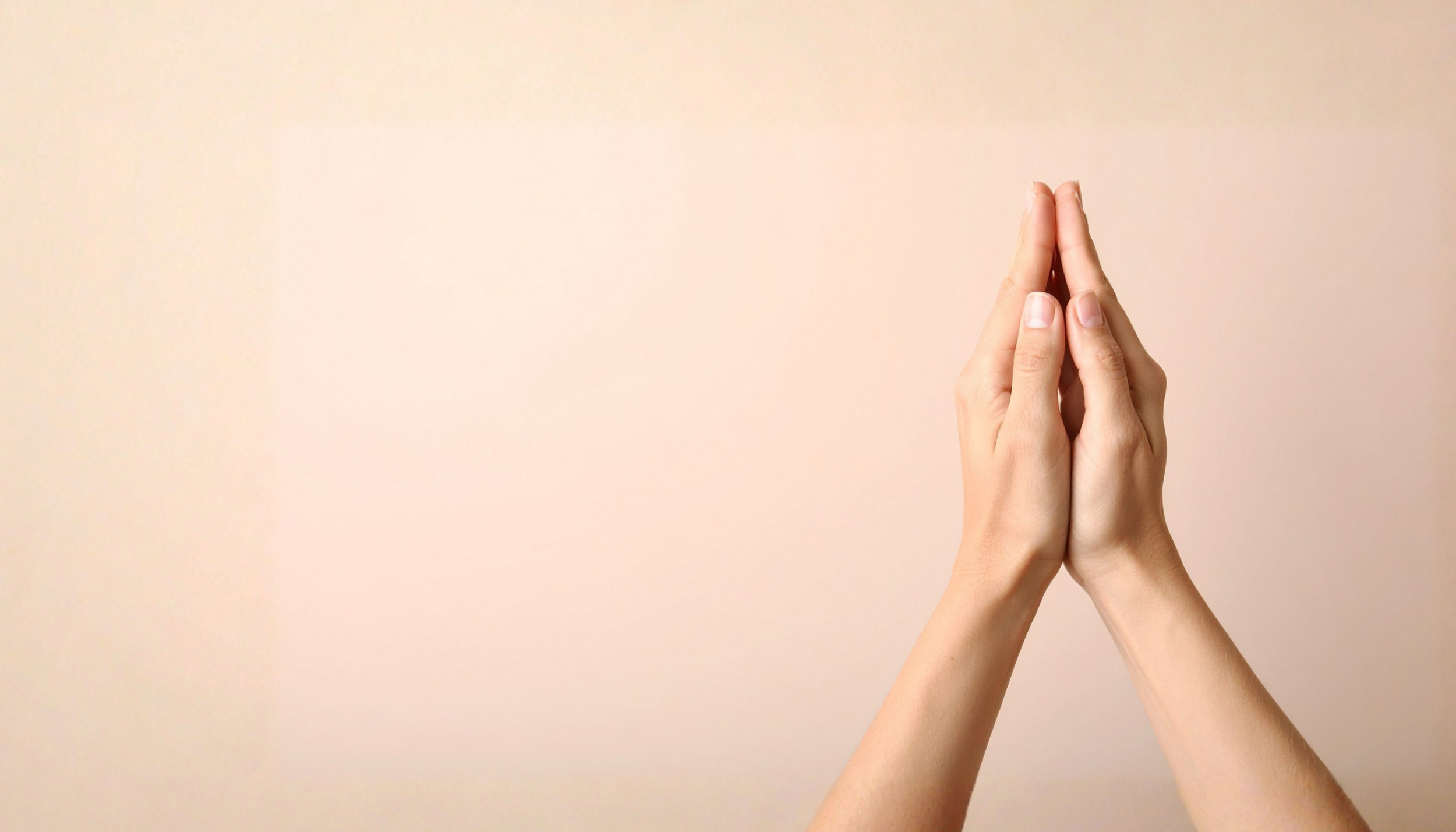 <span class='second'>Team</span><span class='first' style='font-weight:400;'>Unsere Ansprechpersonen</span>