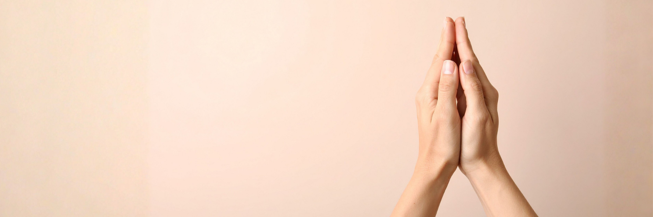 <span class='second'>Team</span><span class='first' style='font-weight:400;'>Unsere Ansprechpersonen</span>